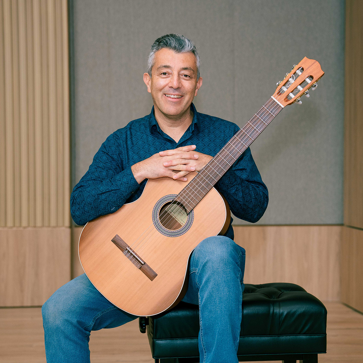 Andrés Villamil, profesor del Departamento de Música