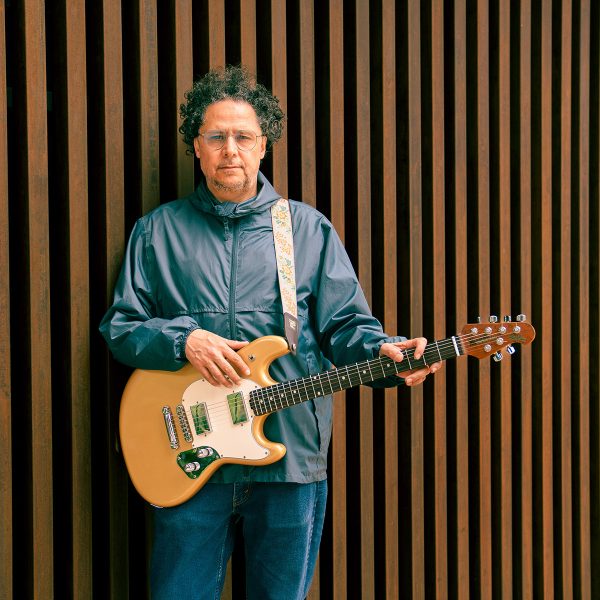 Sandro Carrero, profesor del Departamento de Música