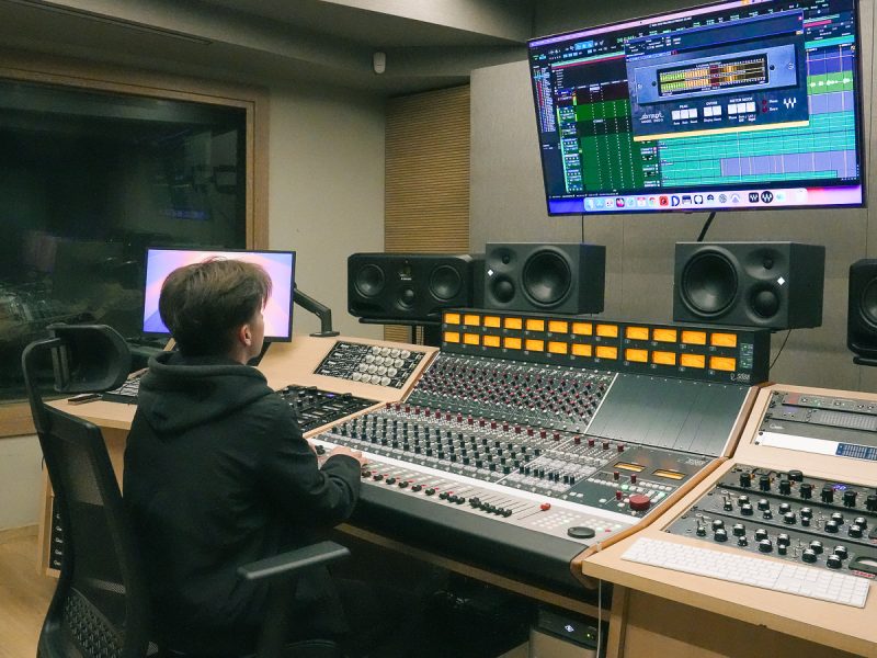 Herramientas control room, sala de grabación y mezcla.