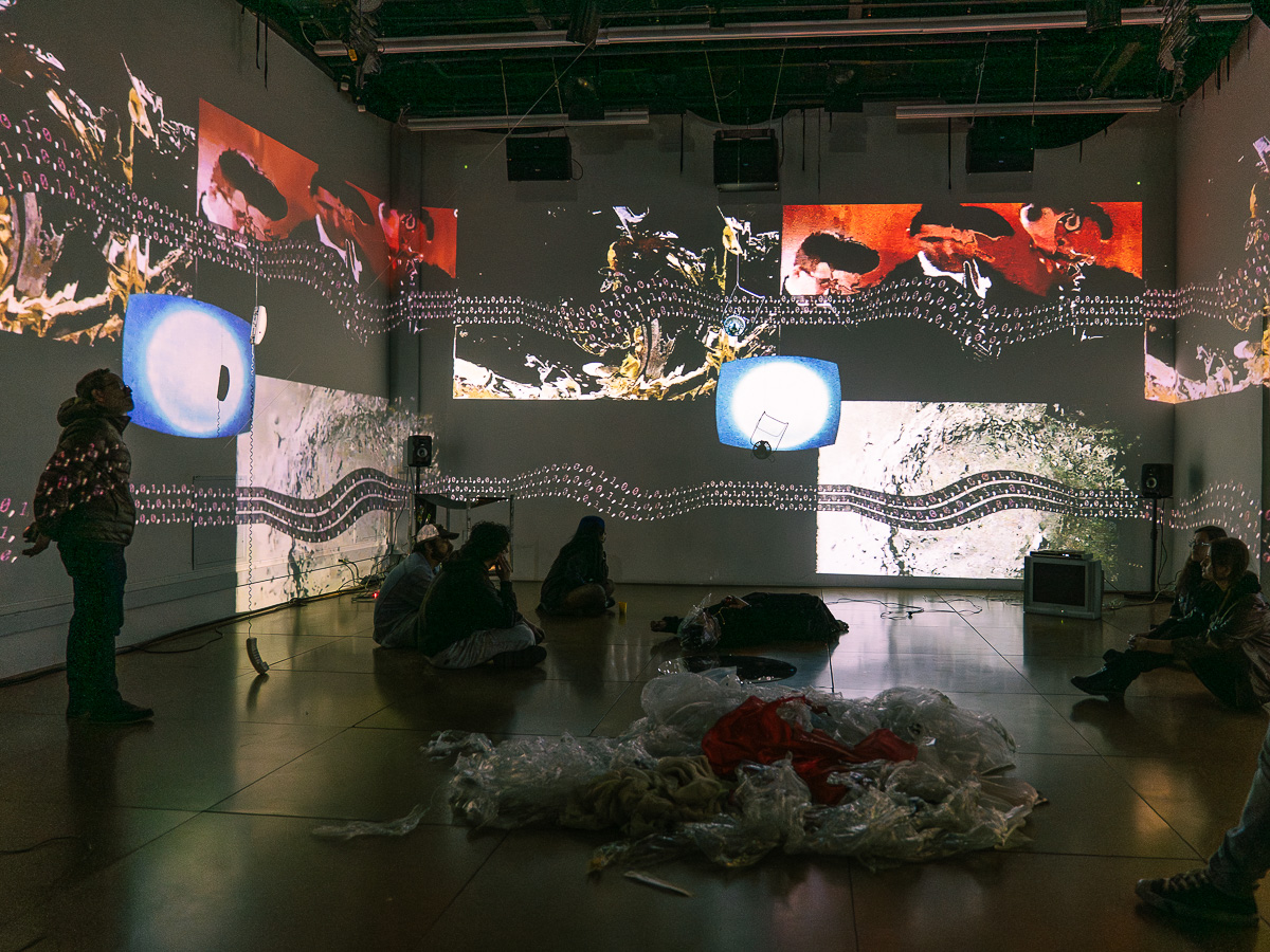 Tx-104 Estudio intermedial | Facultad de Artes y Humanidades | Universidad de los Andes