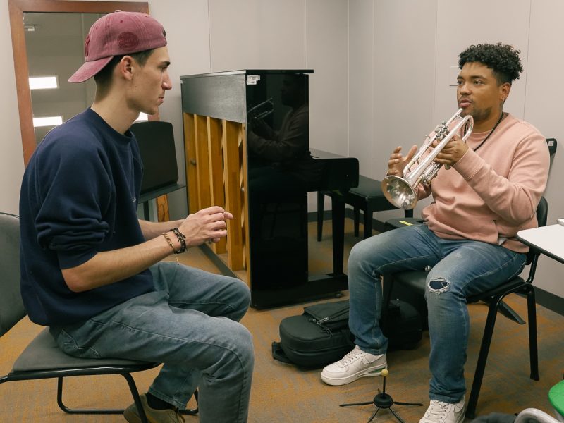 Herramientas cubículos de práctica y ensayo.