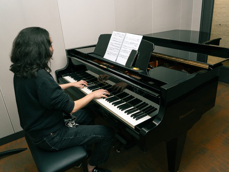 Herramientas cubículos de práctica y ensayo.