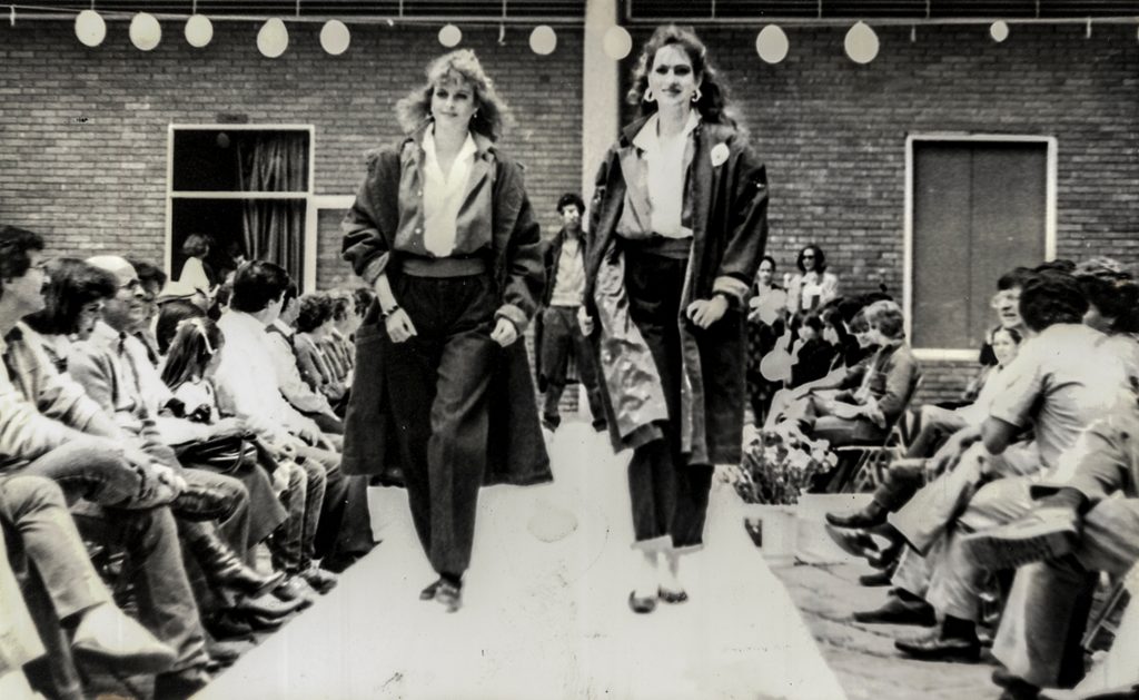 Historia del Departamento de Arte de la Universidad de los Andes escrita por Lucas Ospina, profesor asociado.