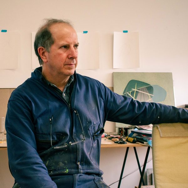 Beltran Obregon, profesor del Departamento de Arte