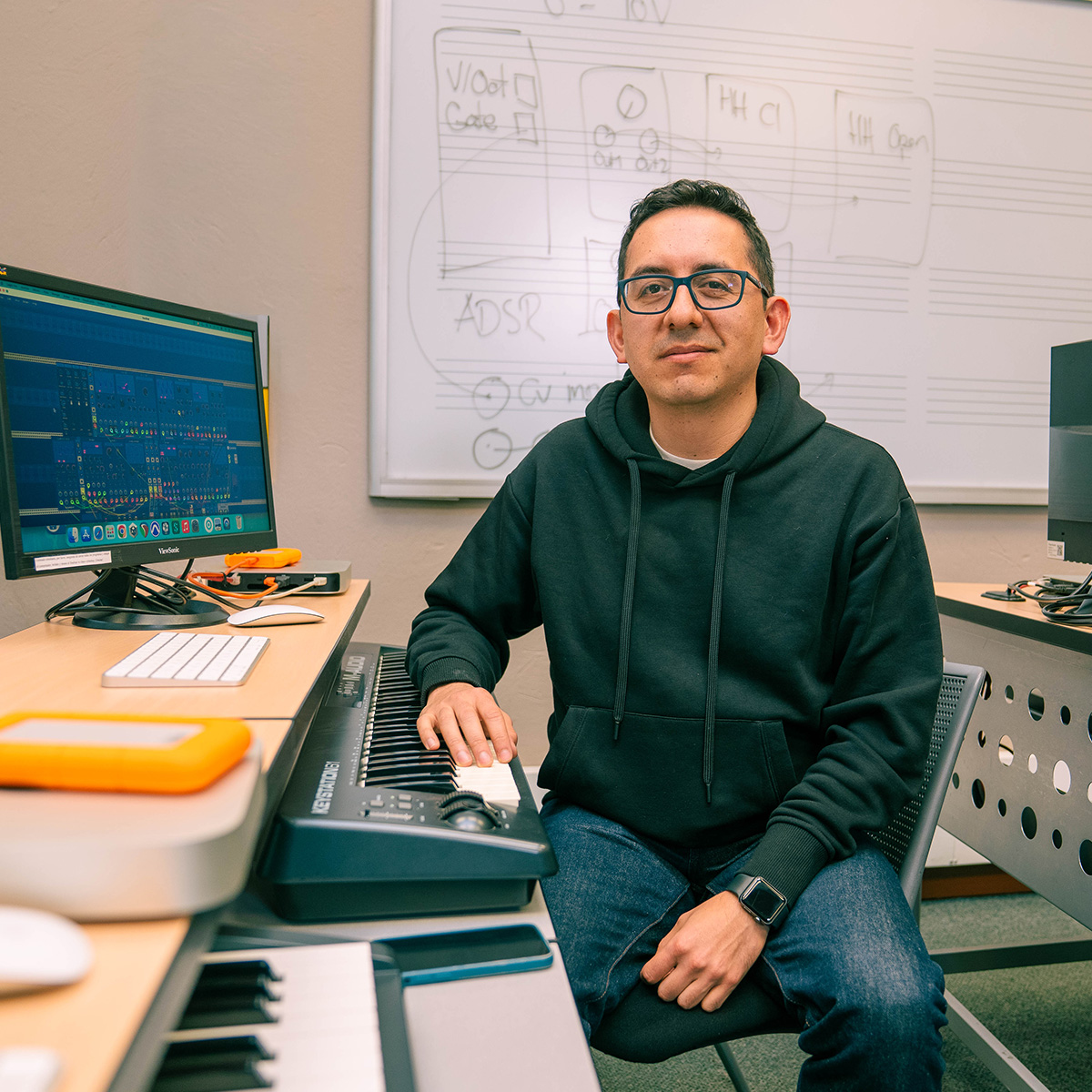 Camilo Camargo, profesor del Departamento de Música