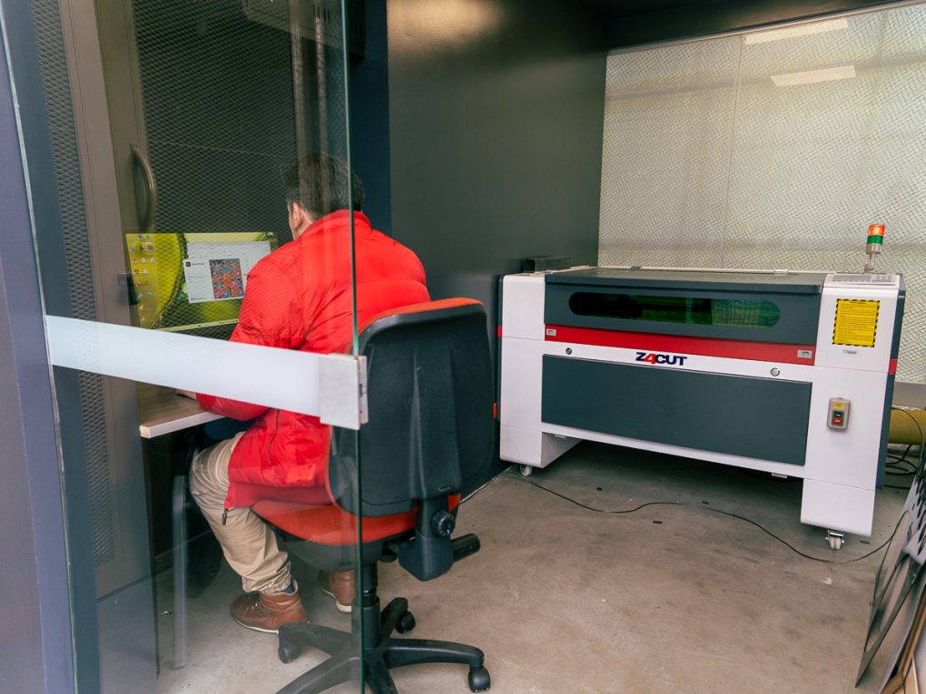 GA 4 Piso Taller de impresión y corte laser
