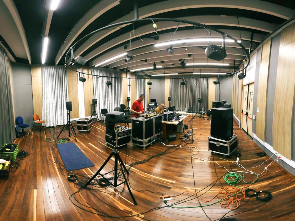 Z-101 BLAST | Facultad de Artes & Humanidades | Universidad de los Andes