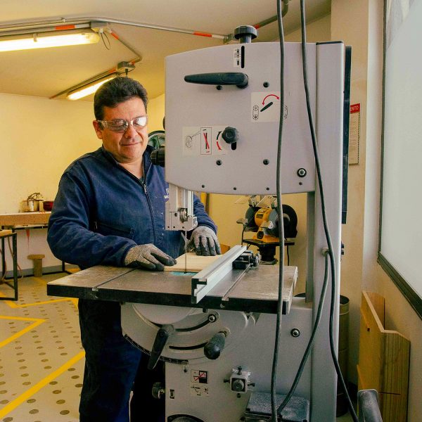 Eduardo Figueredo, técnico del Departmaneto de Arte