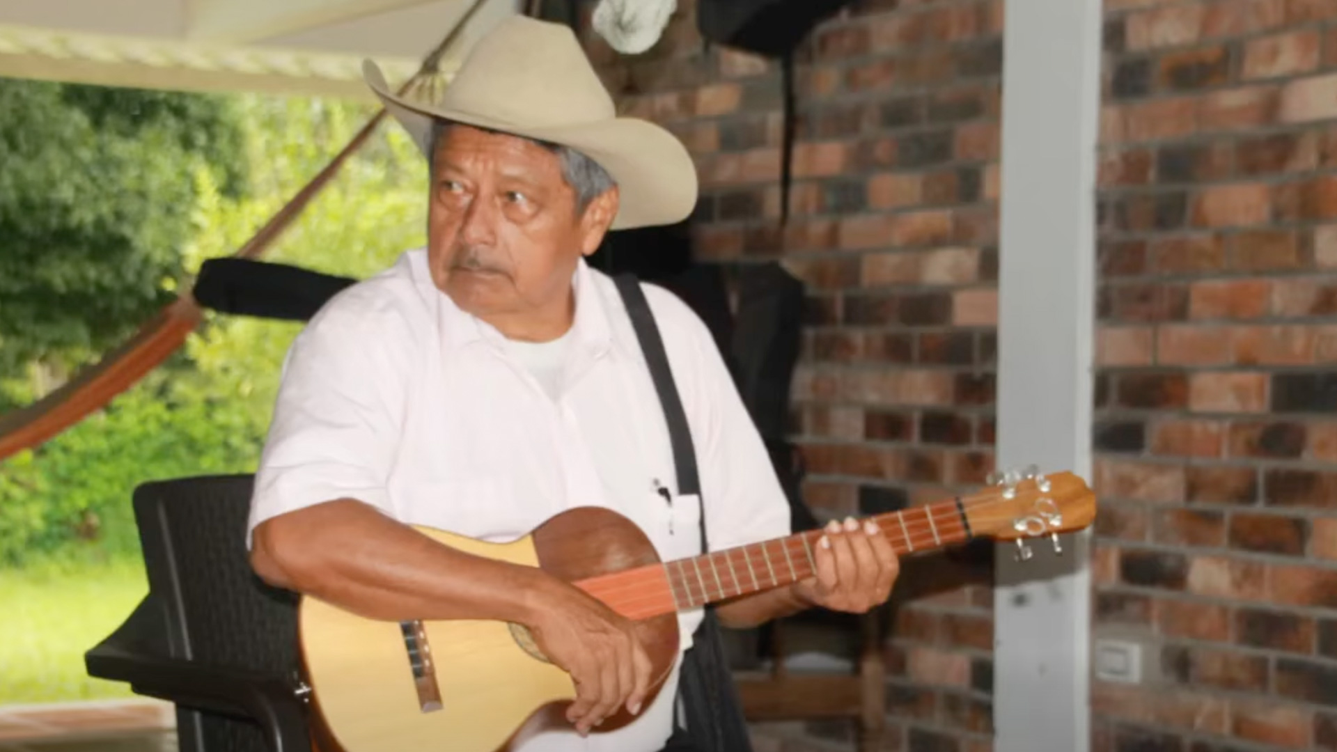 Taller de lutería Bandola Criolla con el maestro Nazario Humos