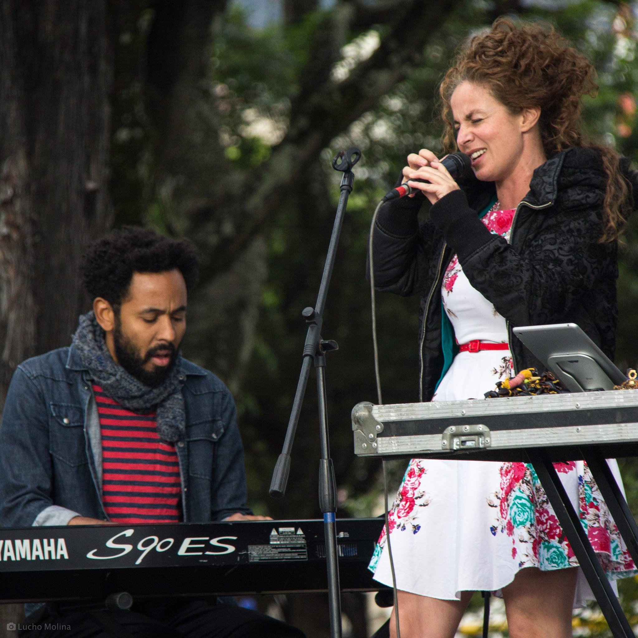 Descubre los Jams Estudiantiles en la Universidad de los Andes, espacios creativos para músicos que quieren improvisar juntos.