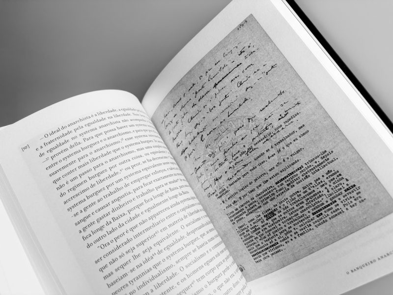 Imagen del anuncio una nueva edición de o banqueiro anarchista entre los 10 mejores libros pessoanos