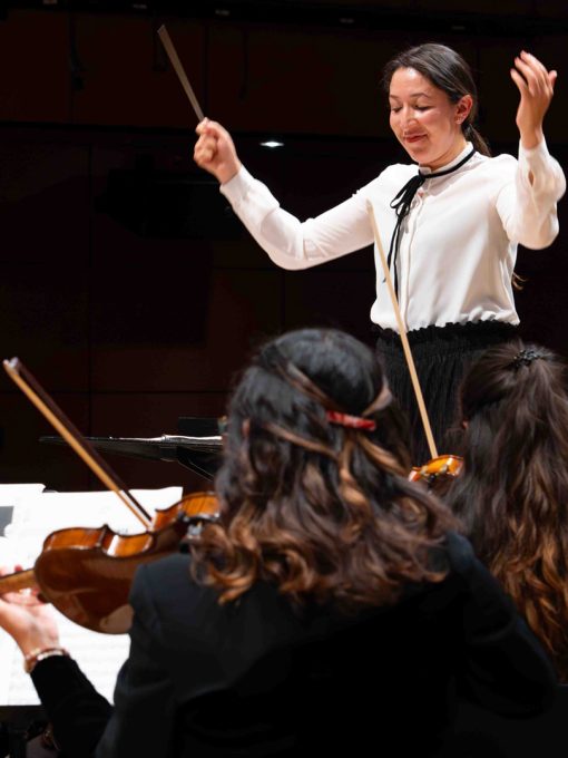 Este concierto se realizará el lunes 4 de mayo de 2026 a las 7:00 p.m. en el Auditorio Mario Laserna, Universidad de los Andes.