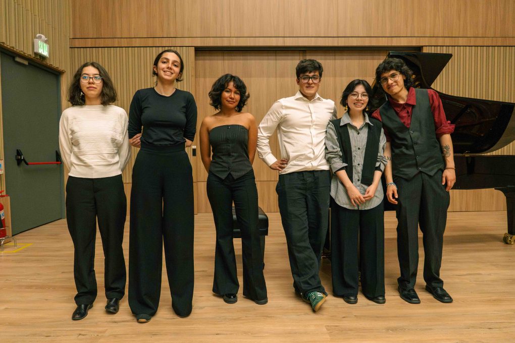 Jueves 21 de mayo de 2026 a las 5:00 p.m. en la Cajita de música, Universidad de los Andes. Entrada libre con registro previo.