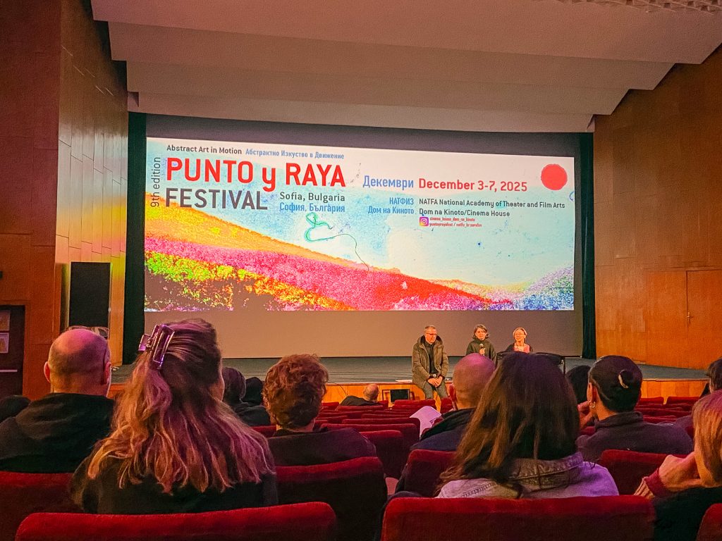 Entre formas, colores y movimiento: Valeria Preciado llevó su universo creativo desde Uniandes hasta Bulgaria