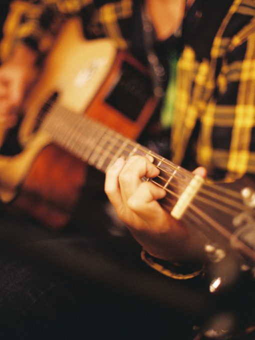 Guitarra primer plano