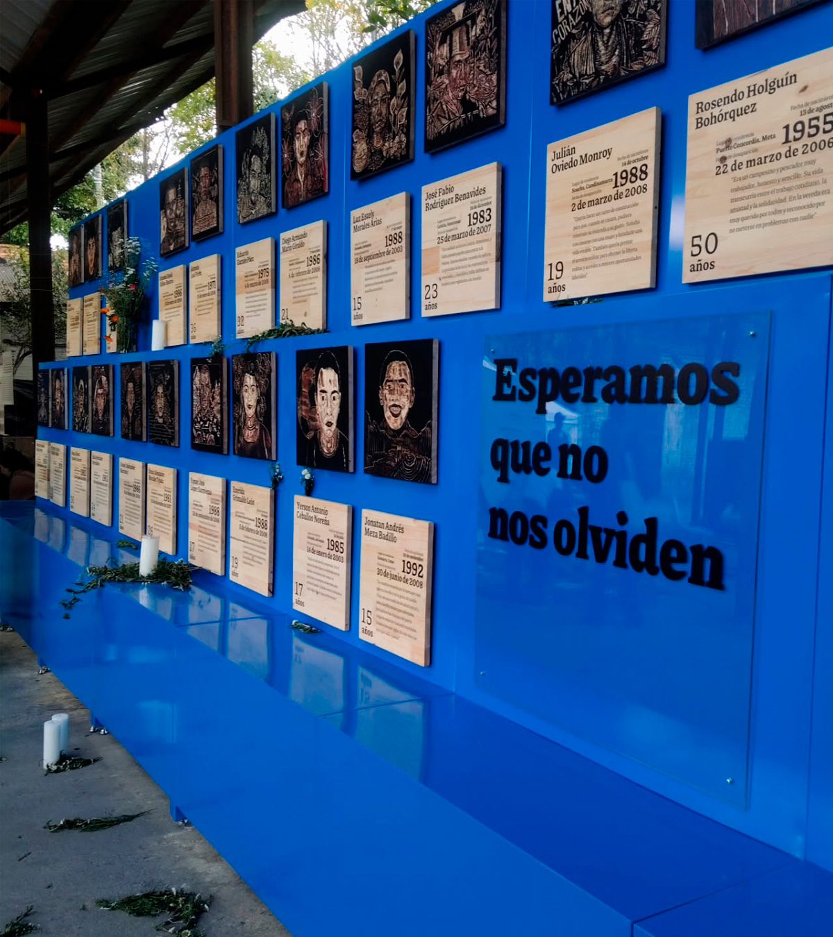 Exposición —  6402+ Razones para no olvidar