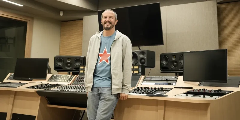 Imagen del anuncio renuevan nombramiento de santiago lozano, director del departamento de música