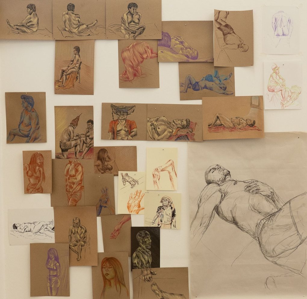 Una sesión de dibujo realizada con modelo en vivo los viernes de 2:00 p.m. a 5:00 p.m. en el S1-302, Bloque S1, Universidad de los Andes